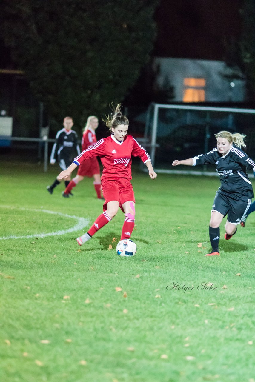 Bild 140 - Frauen SG Krempe/ETSV F. Glueckstadt - TSV Heiligenstedten : Ergebnis: 8:0